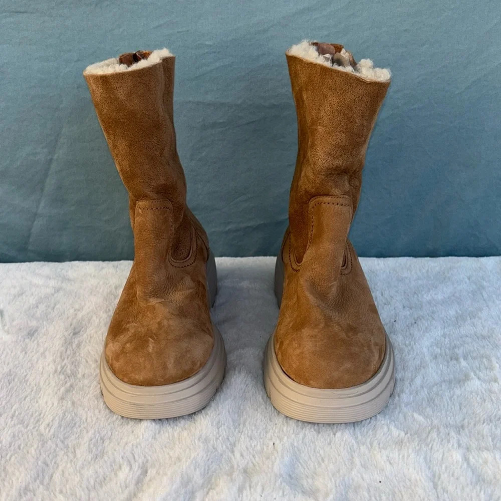 NWOT PAUL GREEN Palmer BOOTS Women US 8M / IT 6 Lug Shearling Lined Brown